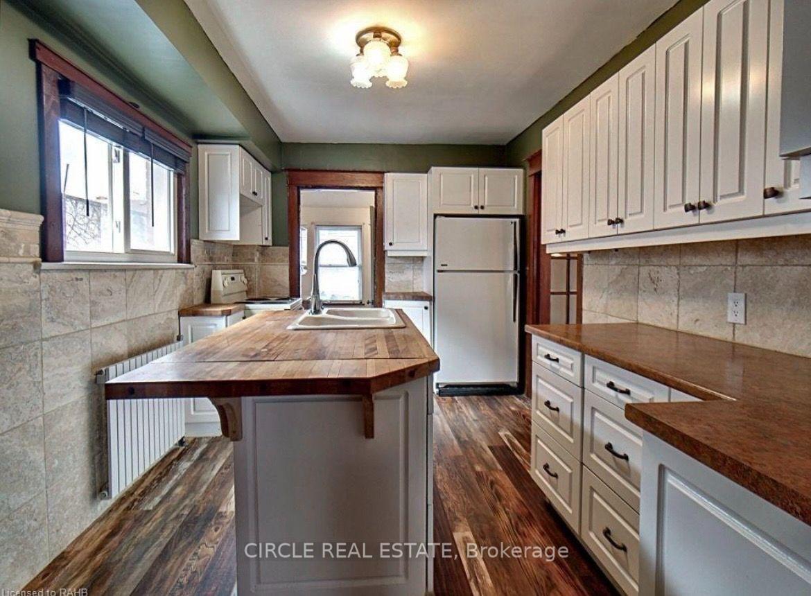 Photo 9 of 277 Niagara Street W, Welland, Prince Charles — HOMEH