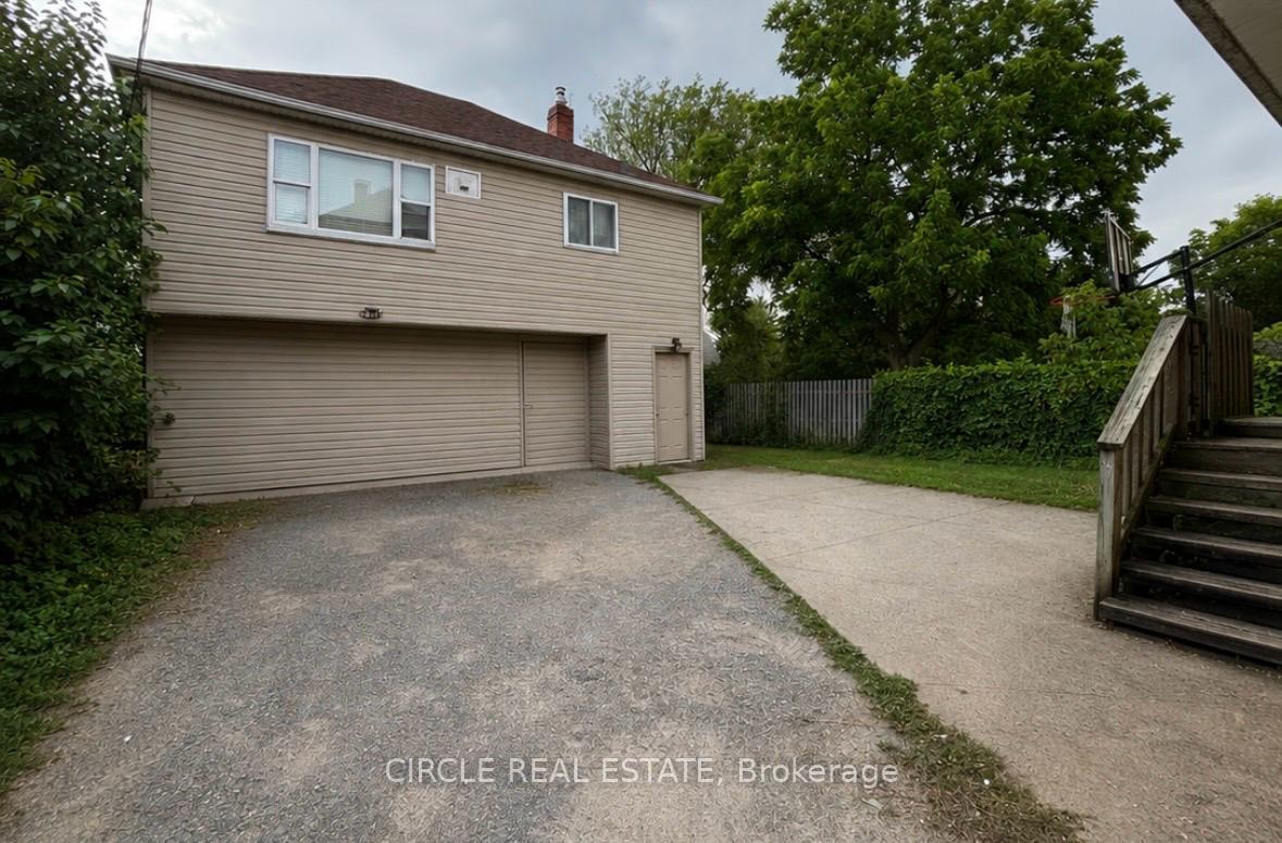 Photo 22 of 277 Niagara Street W, Welland, Prince Charles — HOMEH