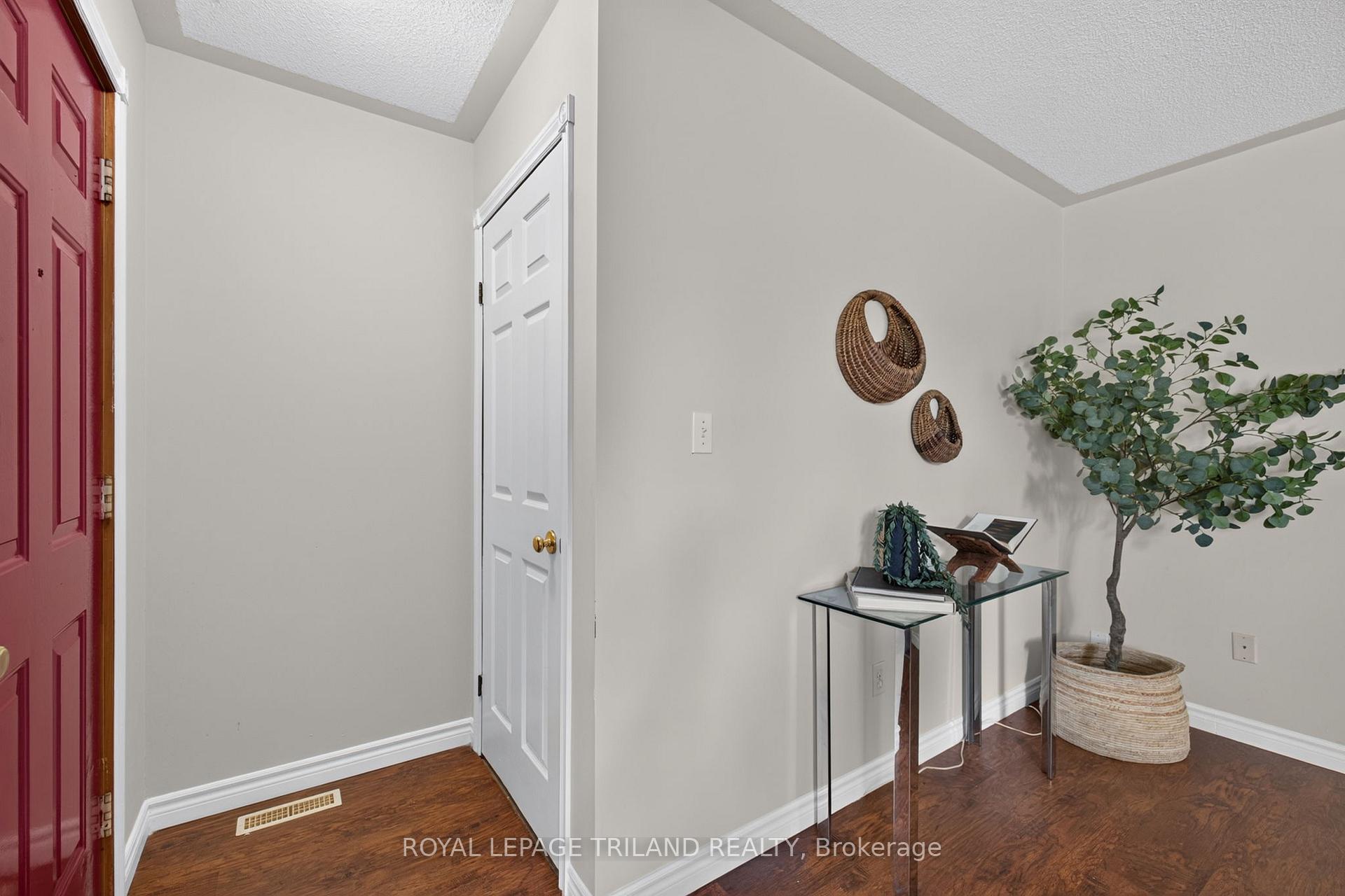Photo 5 of 7 Fanjoy Drive, St. Thomas — HOMEH