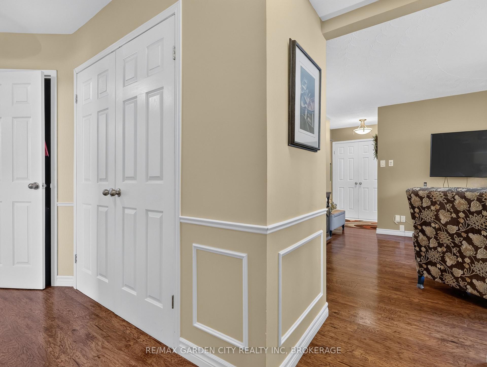Photo 15 of Unit 701, 359 Scott Street, St. Catharines, Fairview — HOMEH