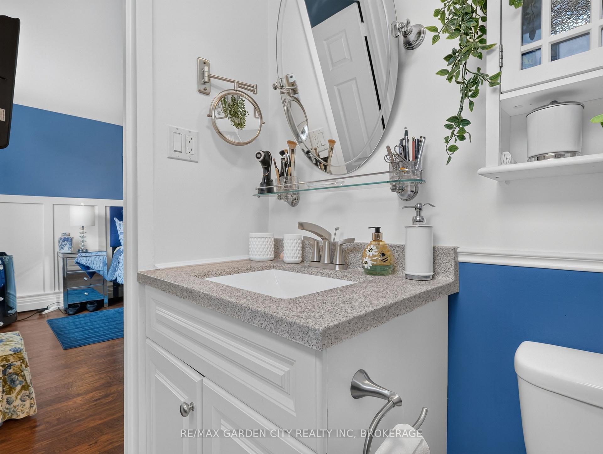 Photo 22 of Unit 701, 359 Scott Street, St. Catharines, Fairview — HOMEH