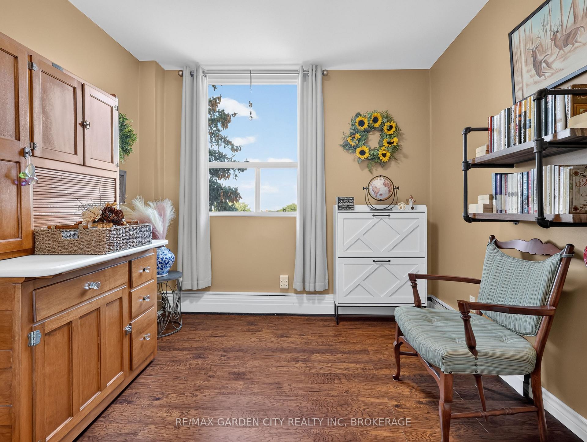 Photo 25 of Unit 701, 359 Scott Street, St. Catharines, Fairview — HOMEH