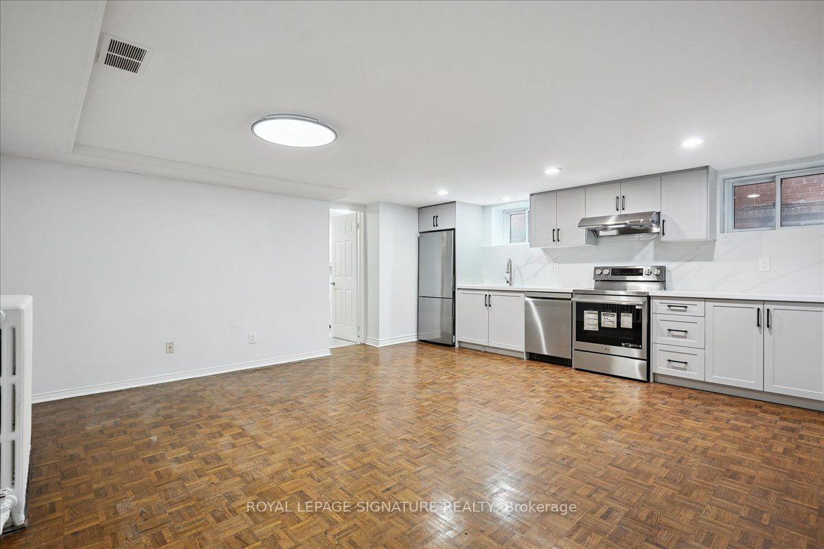 Photo 3 of Unit Lower, 12 Castle View Avenue, Toronto, Casa Loma — HOMEH