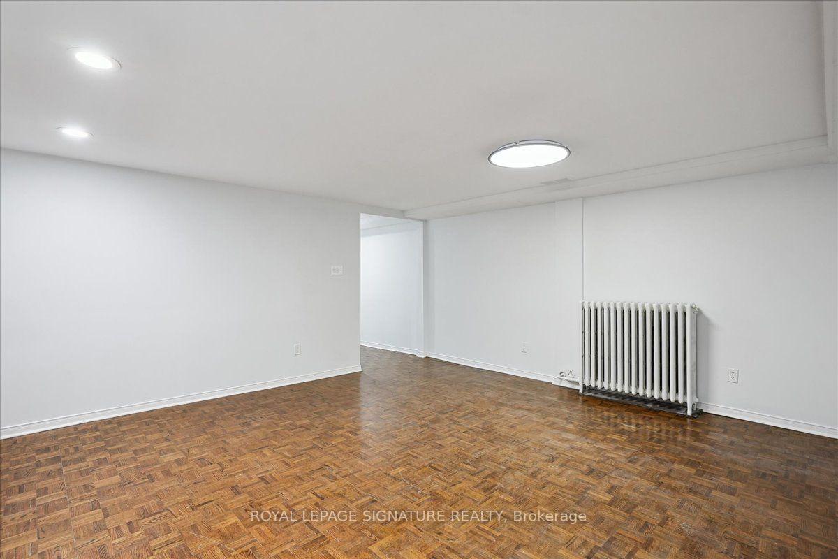 Photo 6 of Unit Lower, 12 Castle View Avenue, Toronto, Casa Loma — HOMEH