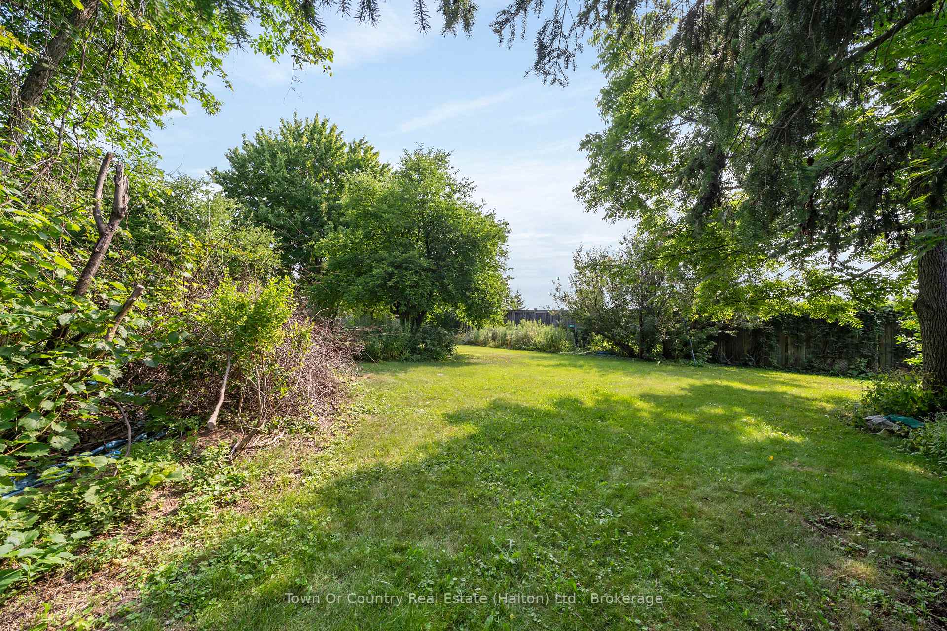 Photo 6 of 7640 5 Side Road, Milton, Milton North — HOMEH