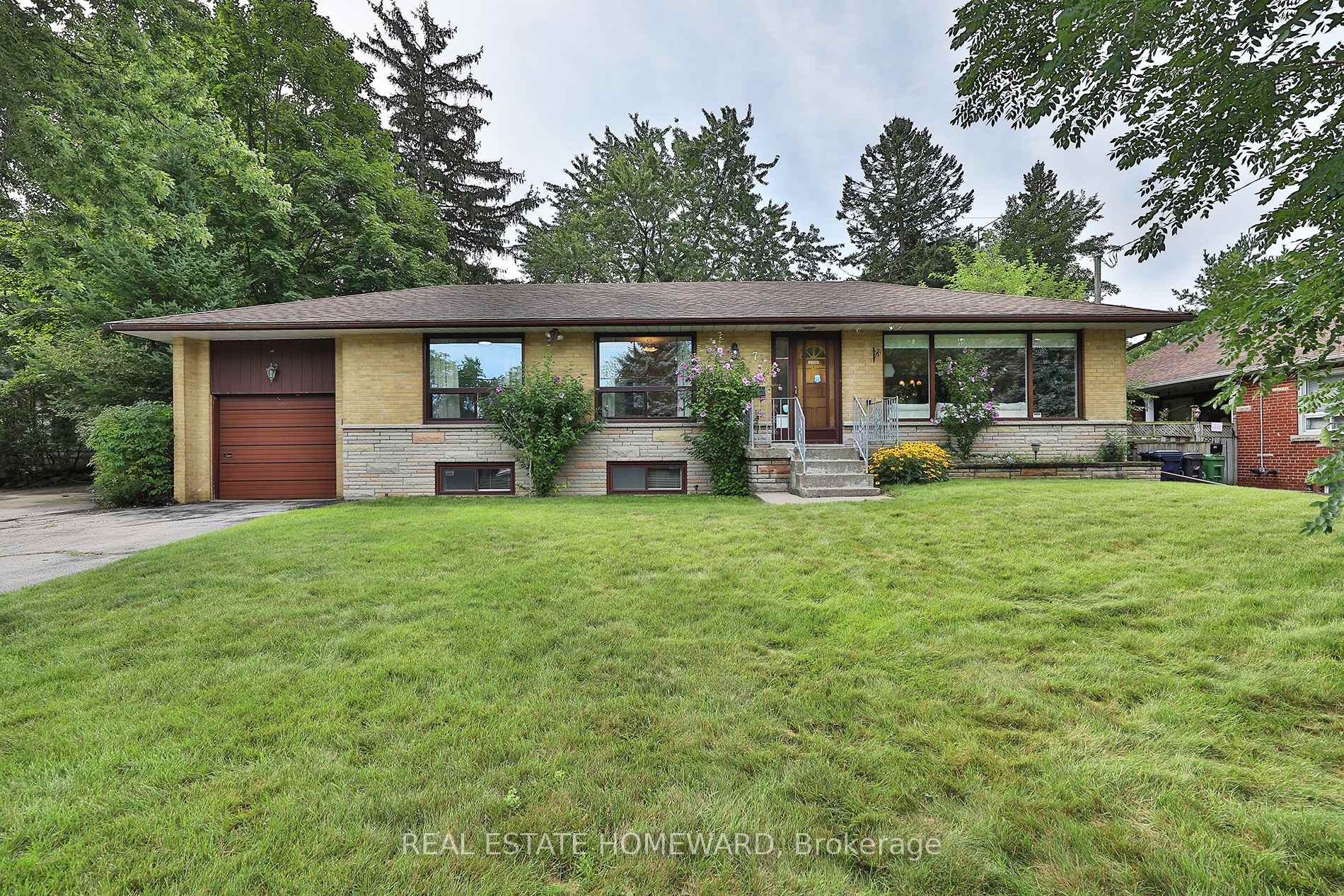 Photo 1 of 71 Gatesview Avenue, Scarborough, Scarborough Village — HOMEH