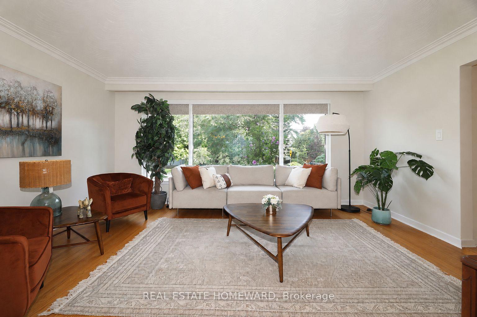Photo 7 of 71 Gatesview Avenue, Scarborough, Scarborough Village — HOMEH
