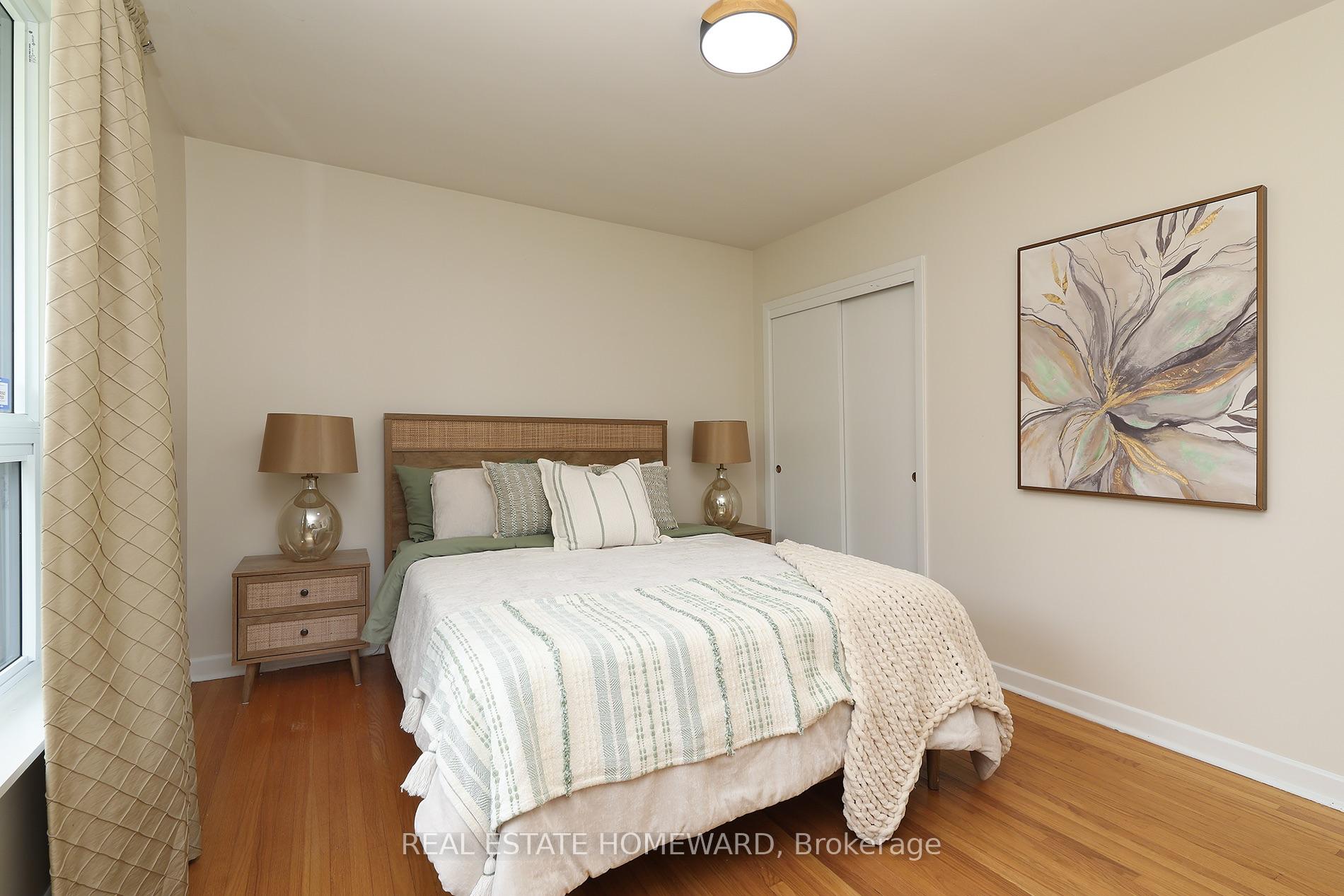 Photo 14 of 71 Gatesview Avenue, Scarborough, Scarborough Village — HOMEH