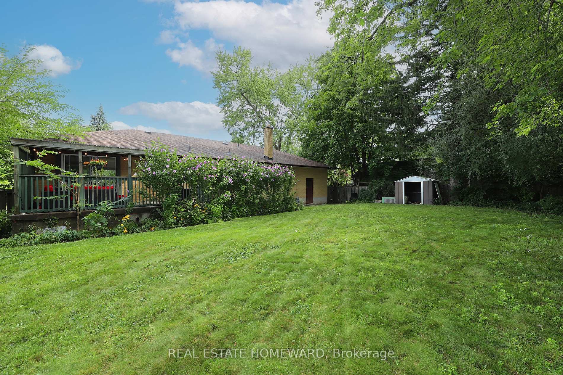 Photo 29 of 71 Gatesview Avenue, Scarborough, Scarborough Village — HOMEH