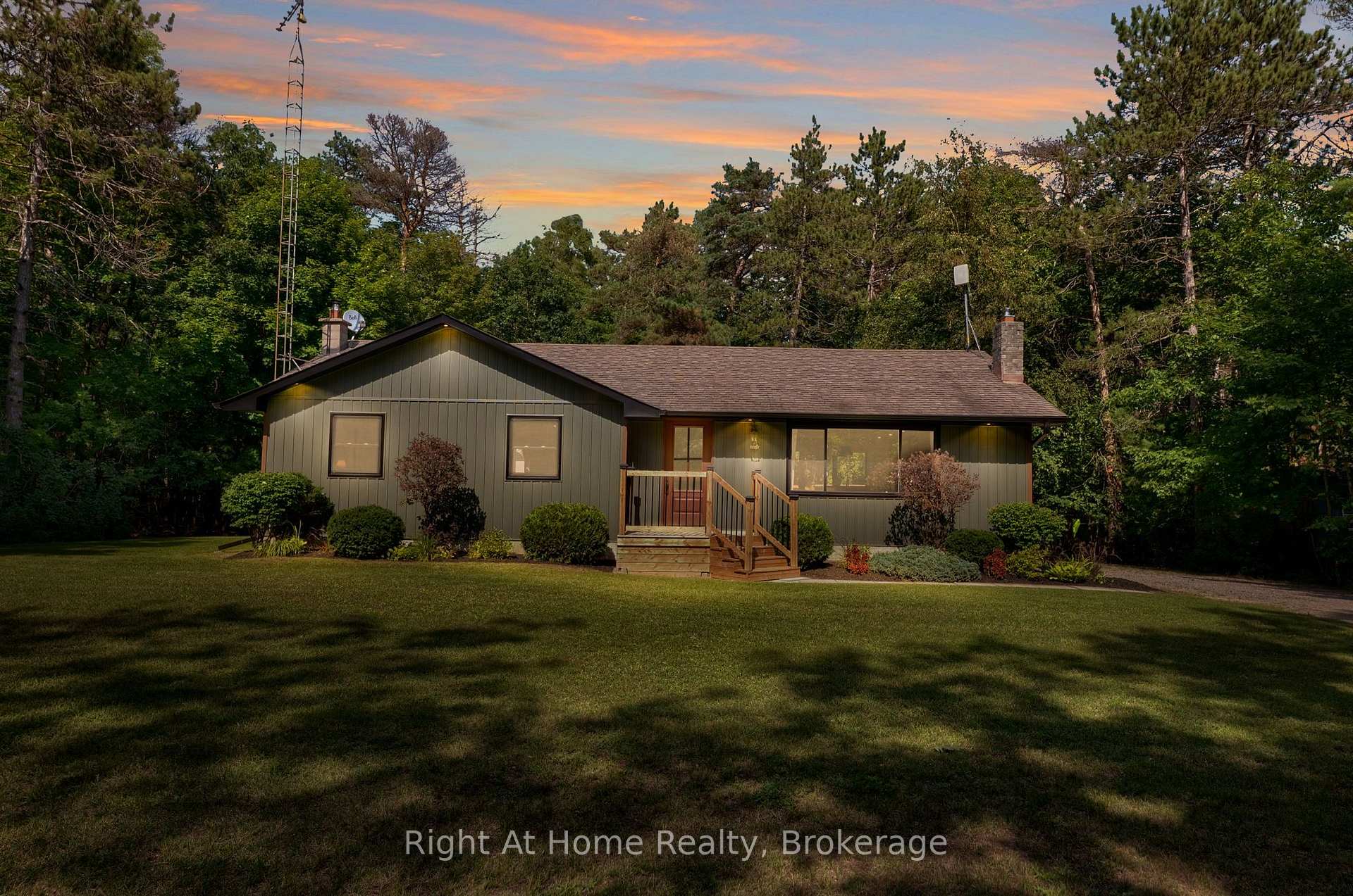 Front of 4831 Mastwood Road
