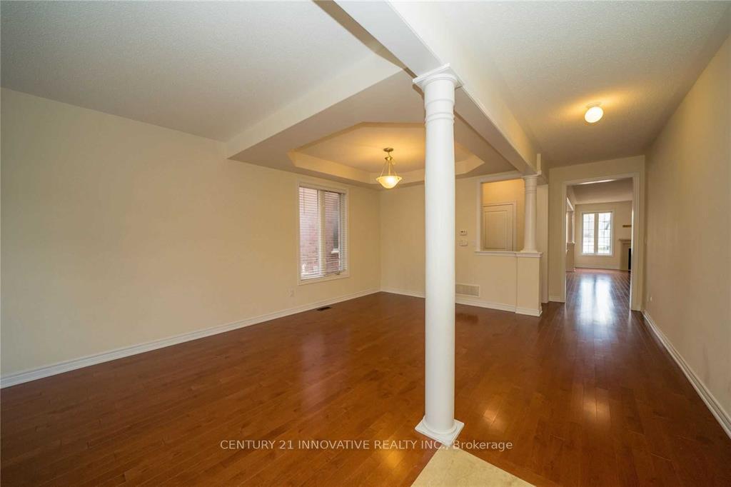 Photo 3 of 59 William Bartlett Drive, Markham, Berczy — HOMEH