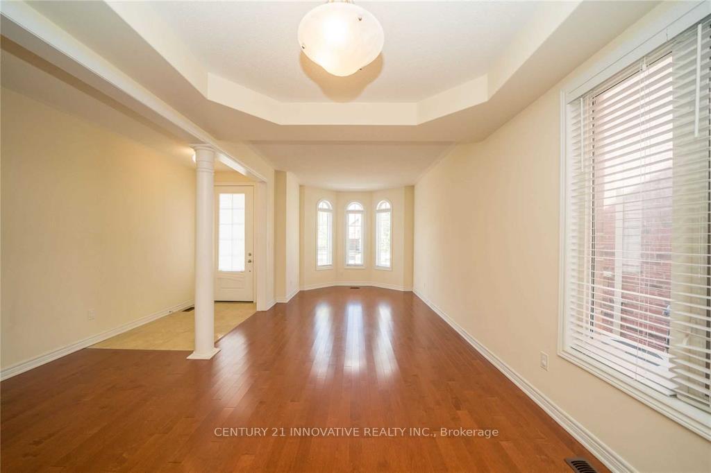 Photo 6 of 59 William Bartlett Drive, Markham, Berczy — HOMEH