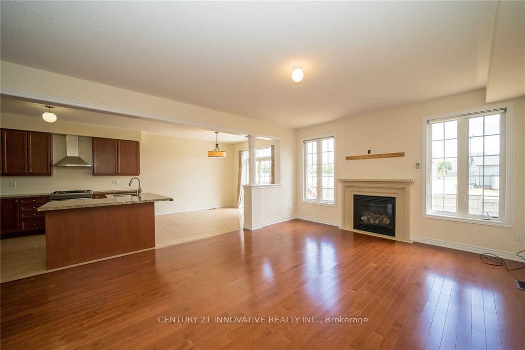 Photo 13 of 59 William Bartlett Drive, Markham, Berczy — HOMEH