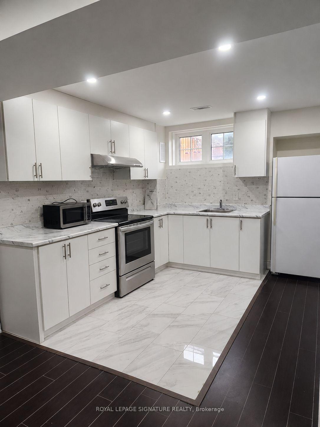Photo of Unit Basement, 404 Nairn Circle