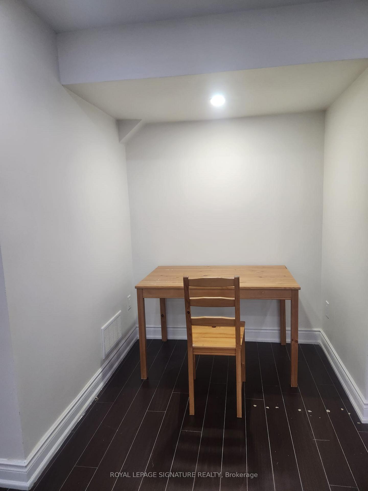 Photo 12 of Unit Basement, 404 Nairn Circle, Milton, Scott — HOMEH