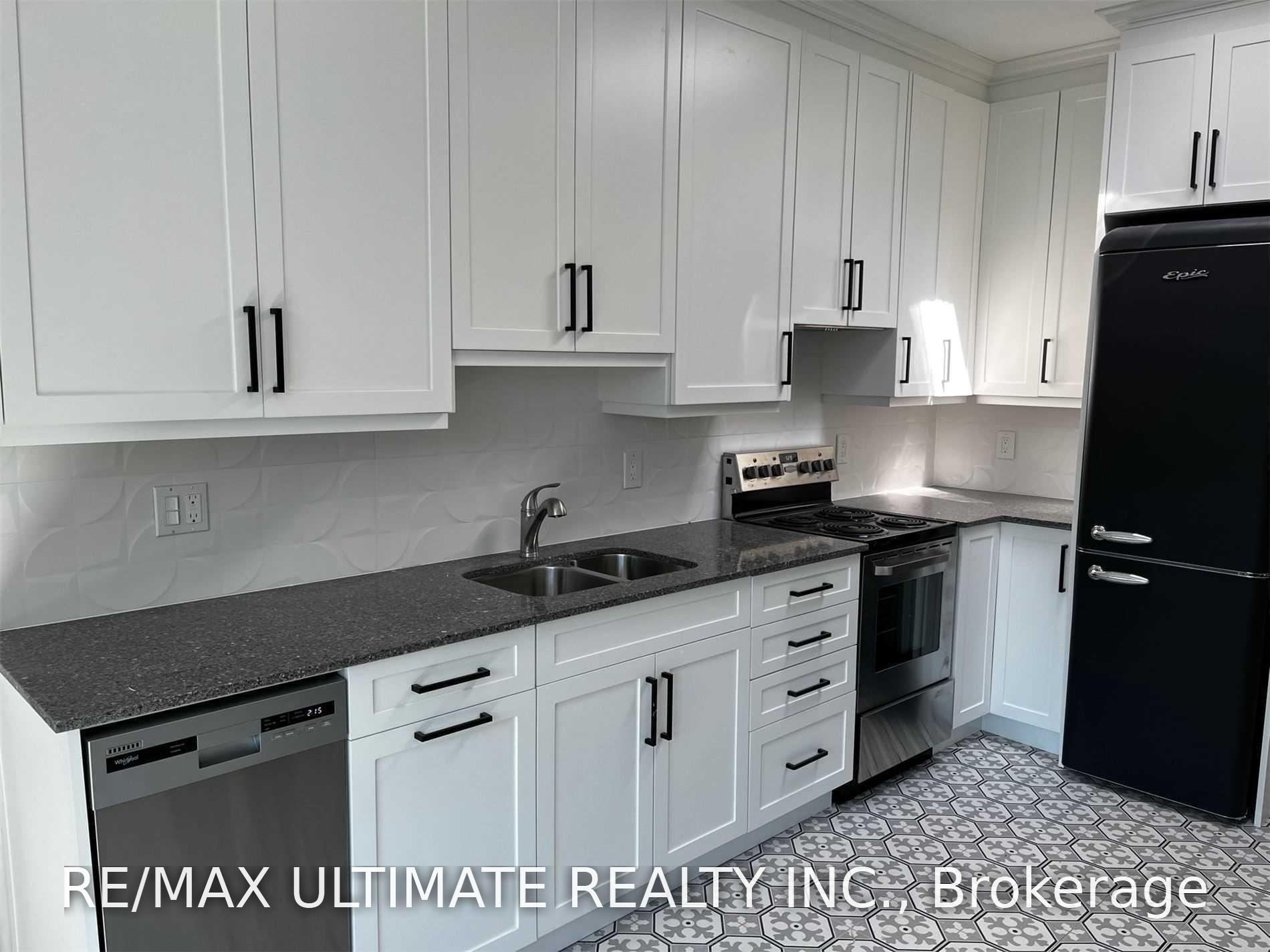 Photo 1 of 1065B St Clair Avenue W, Toronto, Oakwood Village — HOMEH