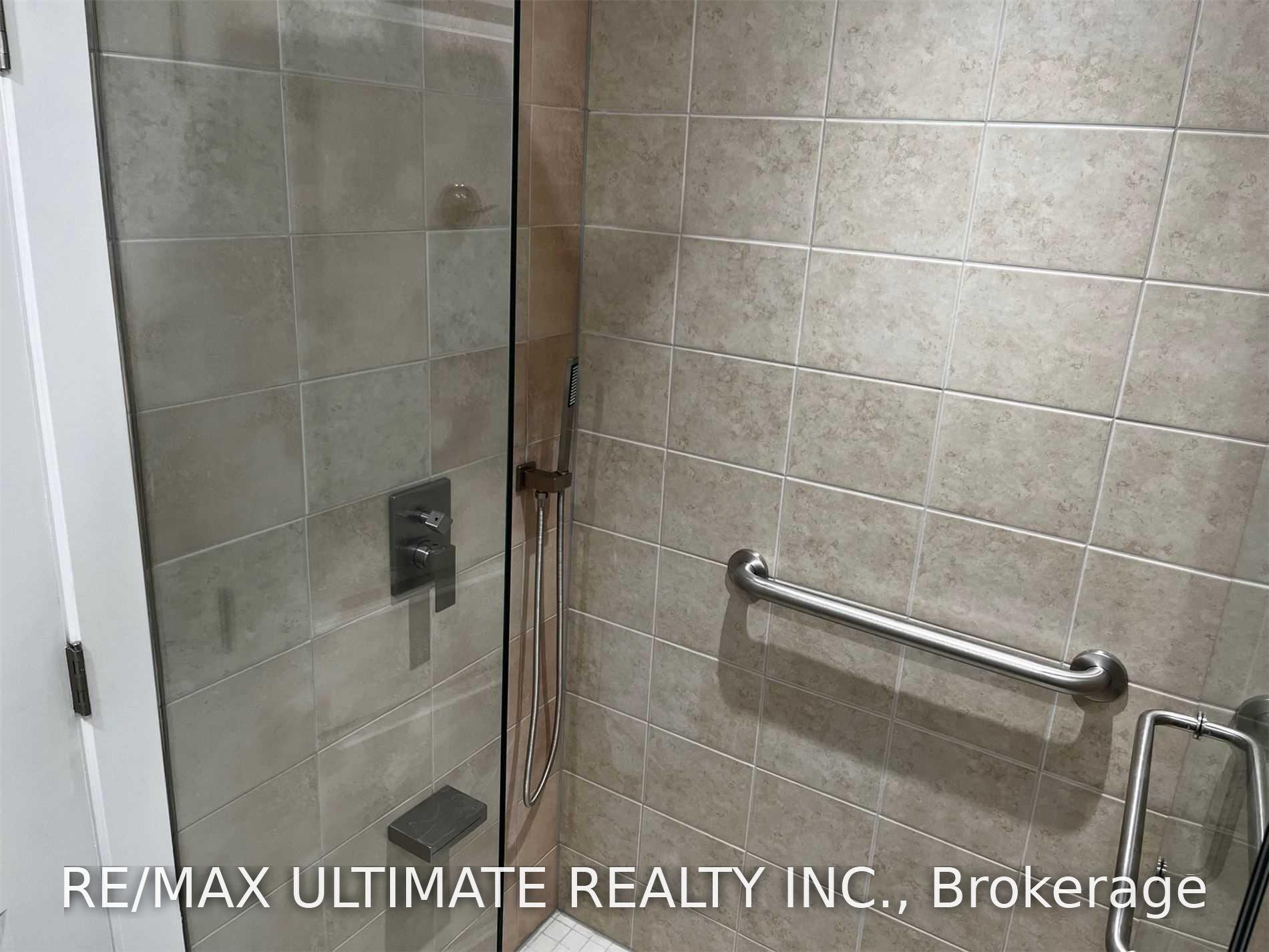 Photo 19 of 1065B St Clair Avenue W, Toronto, Oakwood Village — HOMEH