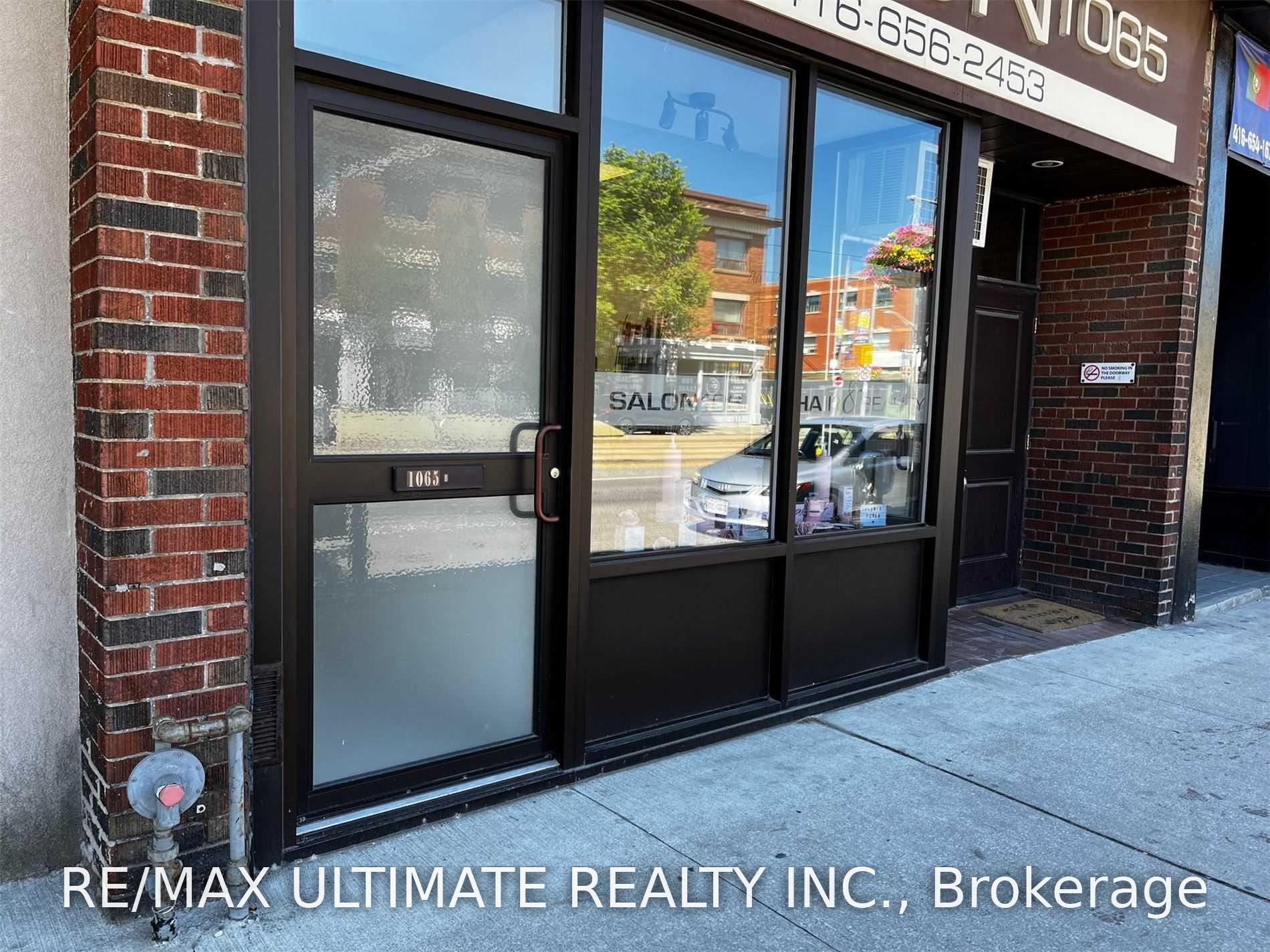 Photo 33 of 1065B St Clair Avenue W, Toronto, Oakwood Village — HOMEH
