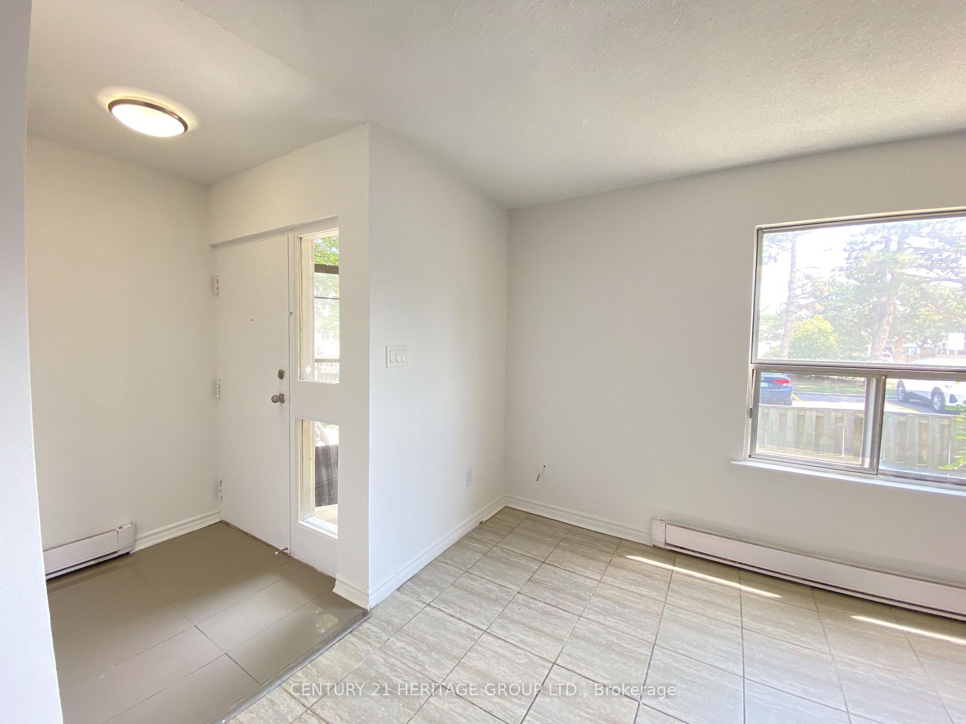 Photo 2 of Unit 5, 7555 Goreway Drive, Mississauga, Malton — HOMEH