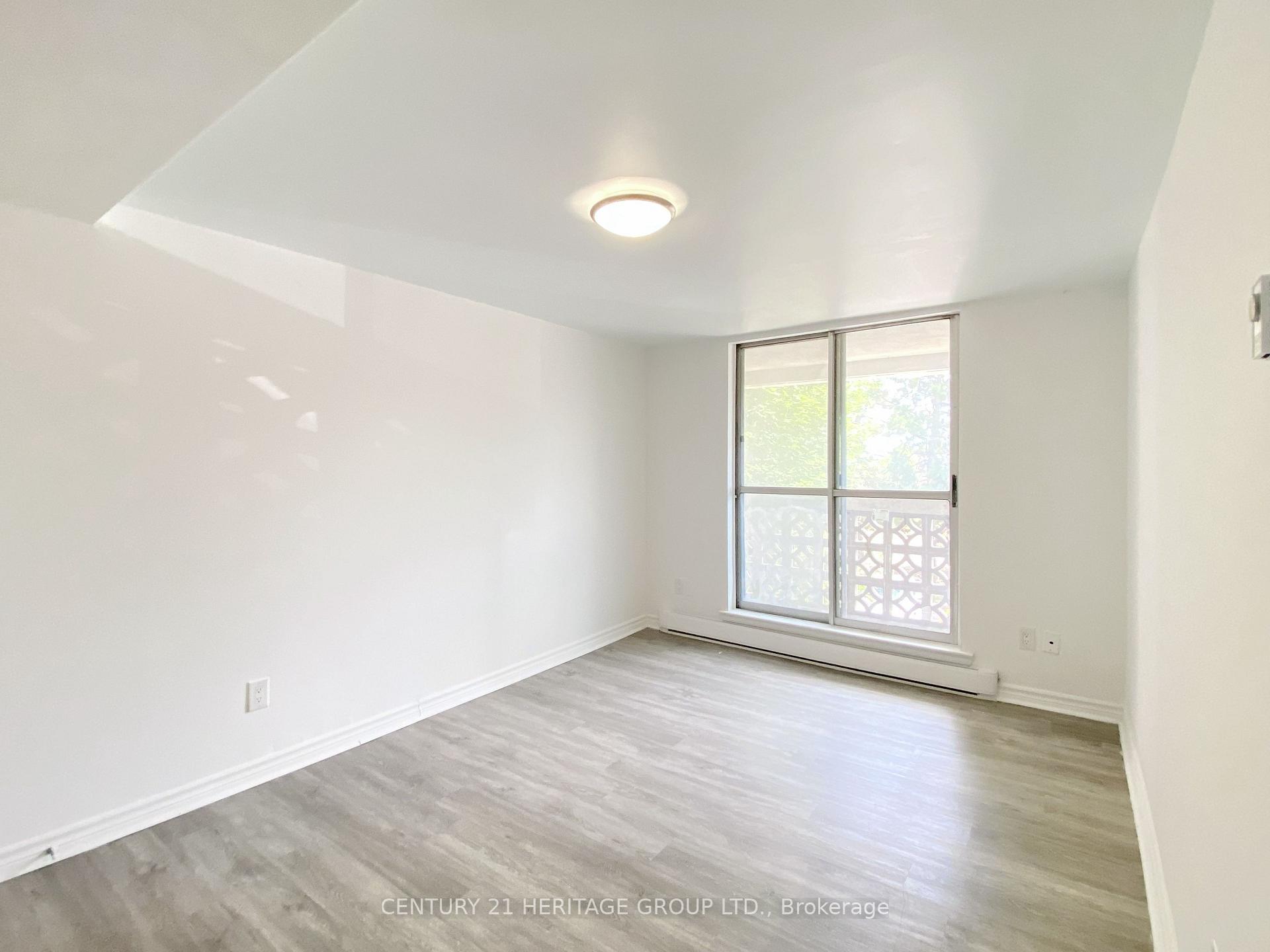 Photo 8 of Unit 5, 7555 Goreway Drive, Mississauga, Malton — HOMEH
