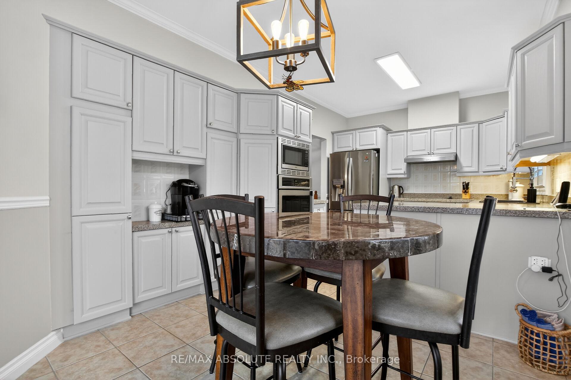 Photo 15 of 19 Goldora Private, Ottawa, Kanata - Kanata Lakes/Heritage Hills — HOMEH