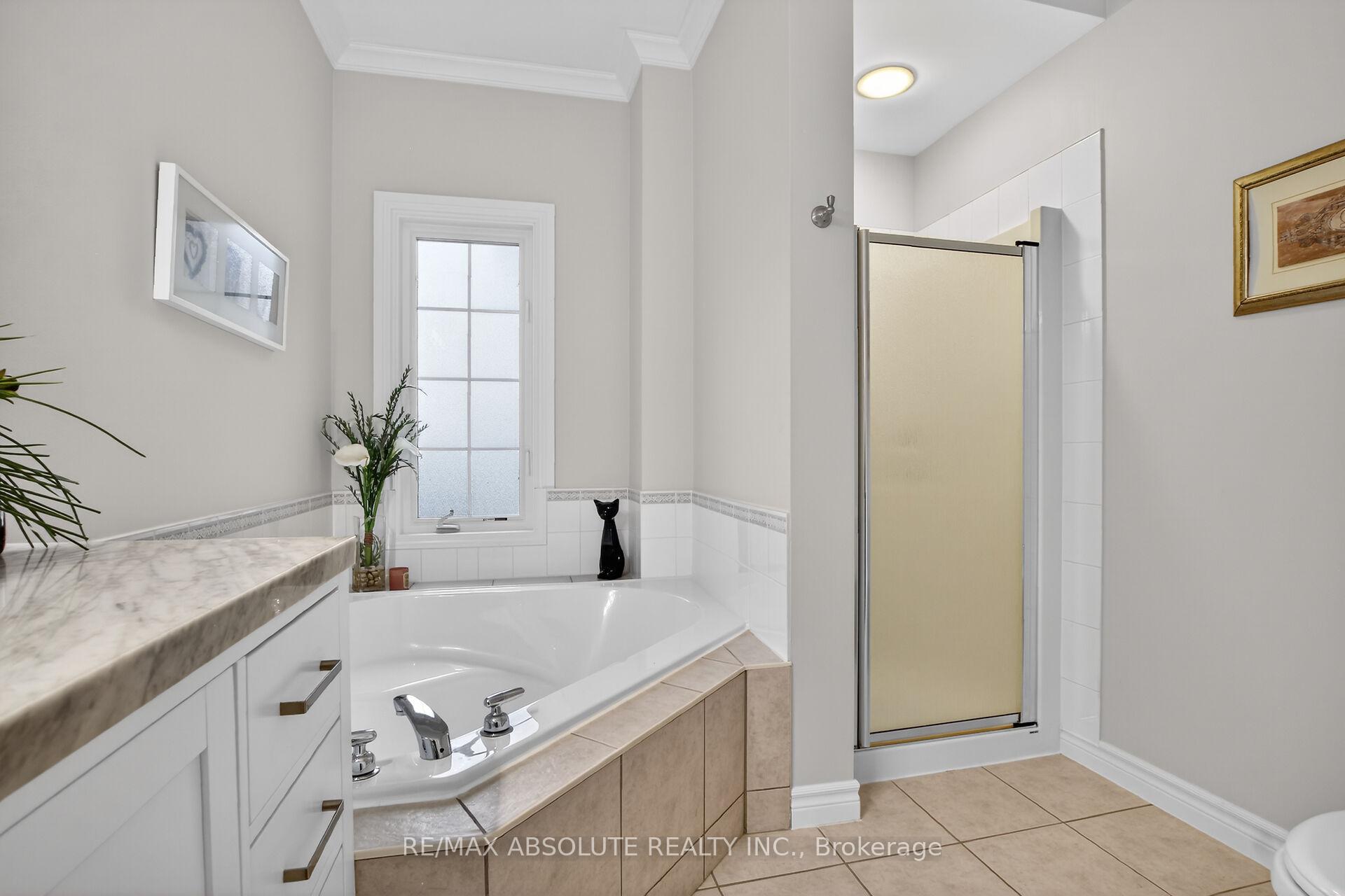 Photo 22 of 19 Goldora Private, Ottawa, Kanata - Kanata Lakes/Heritage Hills — HOMEH