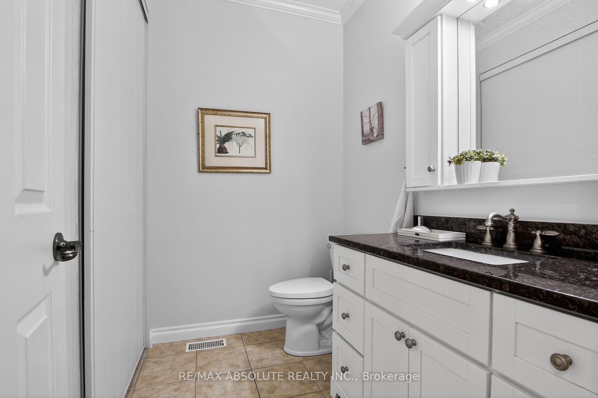 Photo 24 of 19 Goldora Private, Ottawa, Kanata - Kanata Lakes/Heritage Hills — HOMEH