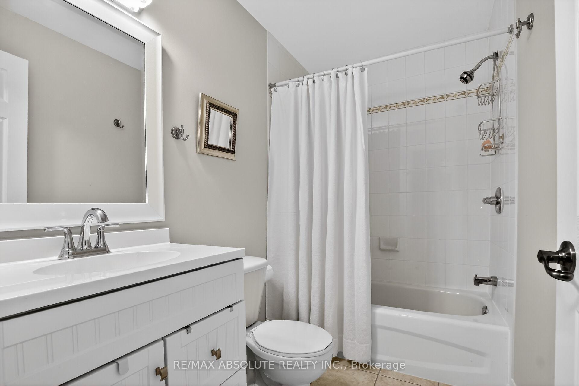 Photo 26 of 19 Goldora Private, Ottawa, Kanata - Kanata Lakes/Heritage Hills — HOMEH