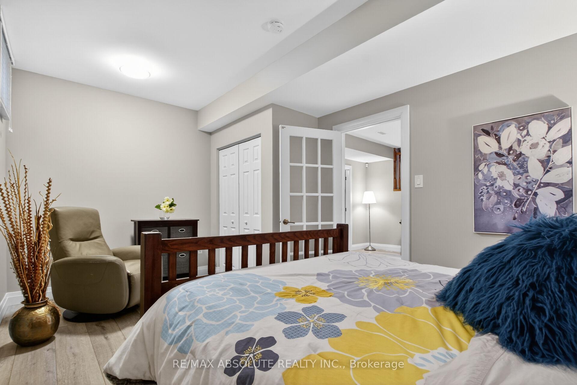 Photo 31 of 19 Goldora Private, Ottawa, Kanata - Kanata Lakes/Heritage Hills — HOMEH