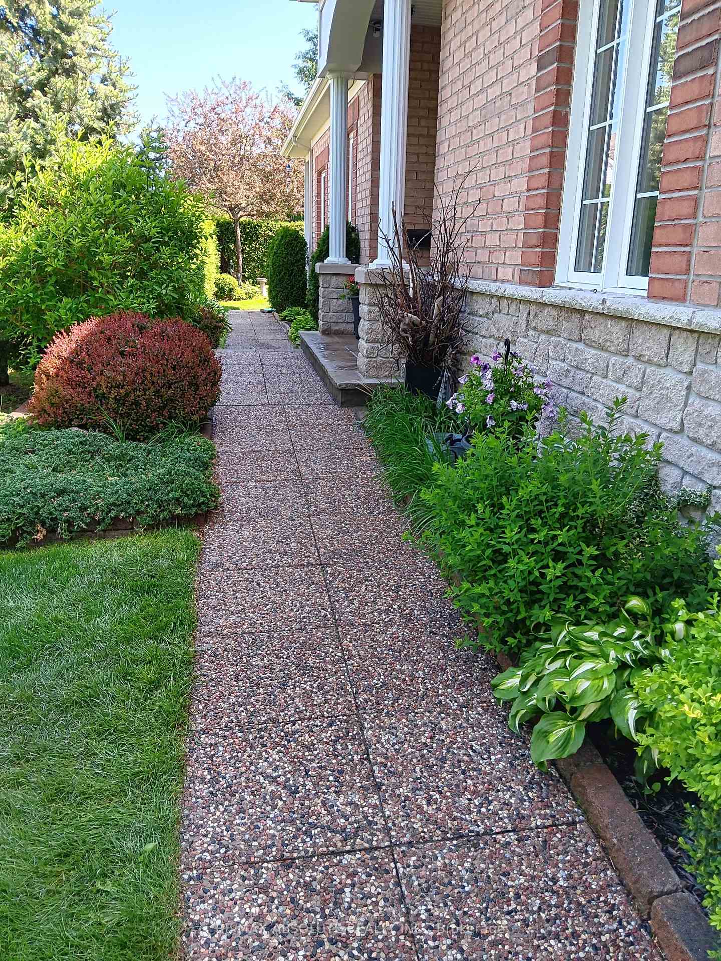 Photo 38 of 19 Goldora Private, Ottawa, Kanata - Kanata Lakes/Heritage Hills — HOMEH