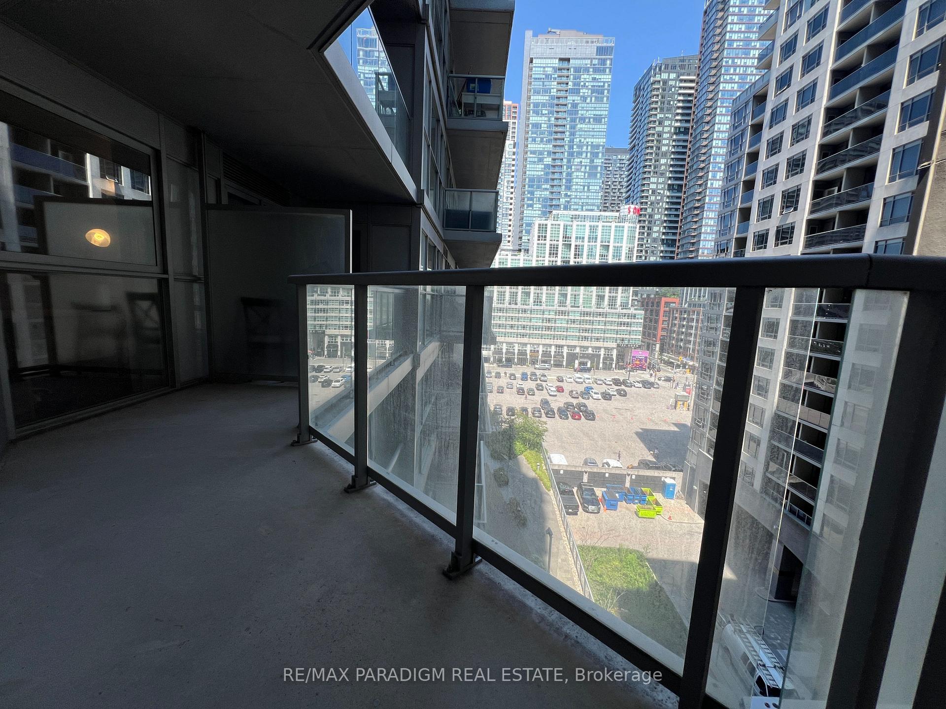 Photo 13 of Unit 701, 352 Front Street W, Toronto, Waterfront Communities — HOMEH
