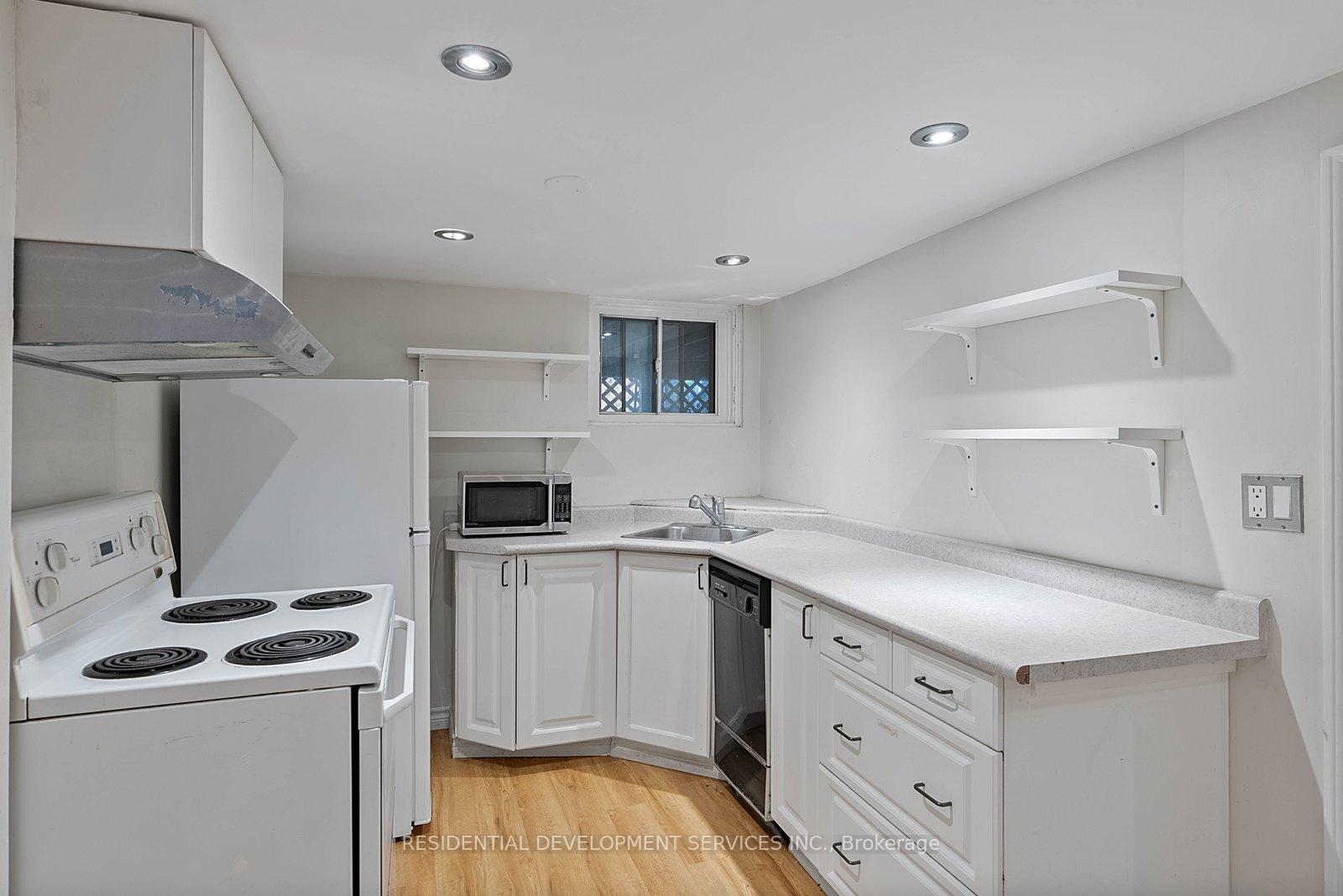 Photo 33 of 363 Strathmore Boulevard, Toronto, Danforth Village-East York — HOMEH