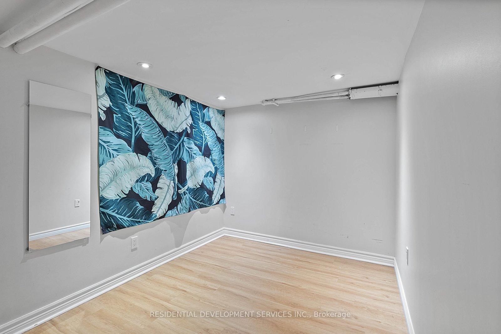 Photo 37 of 363 Strathmore Boulevard, Toronto, Danforth Village-East York — HOMEH