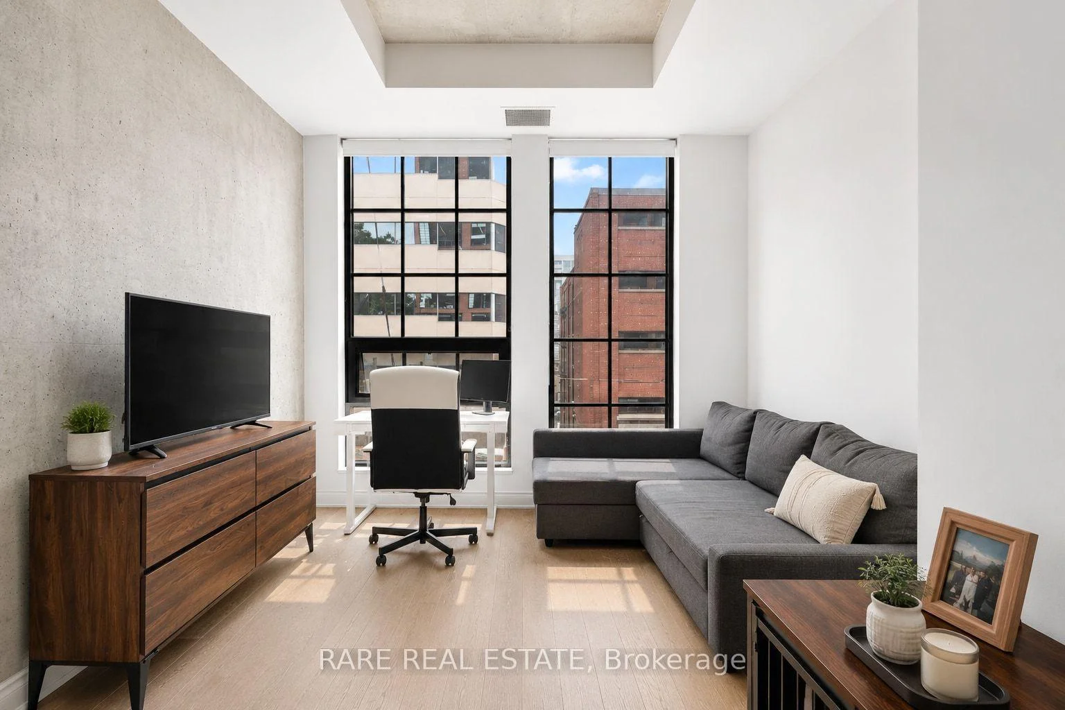 Front of Unit 203, 608 Richmond Street W