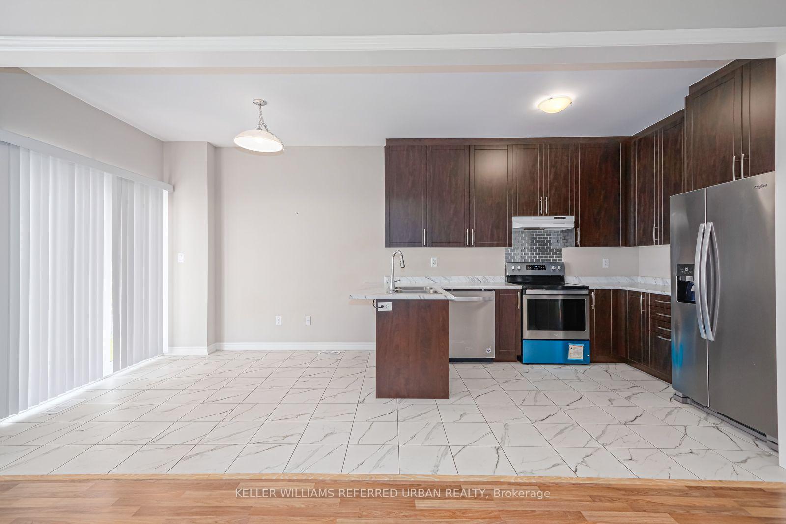 Photo 10 of 209 Breton Street, Clearview, Stayner — HOMEH