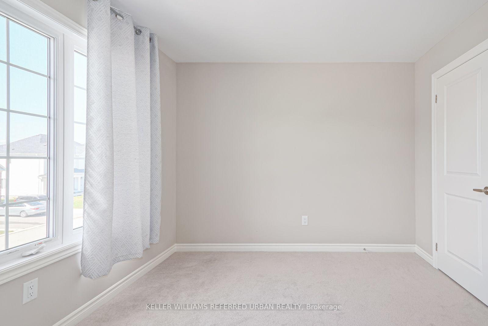 Photo 23 of 209 Breton Street, Clearview, Stayner — HOMEH