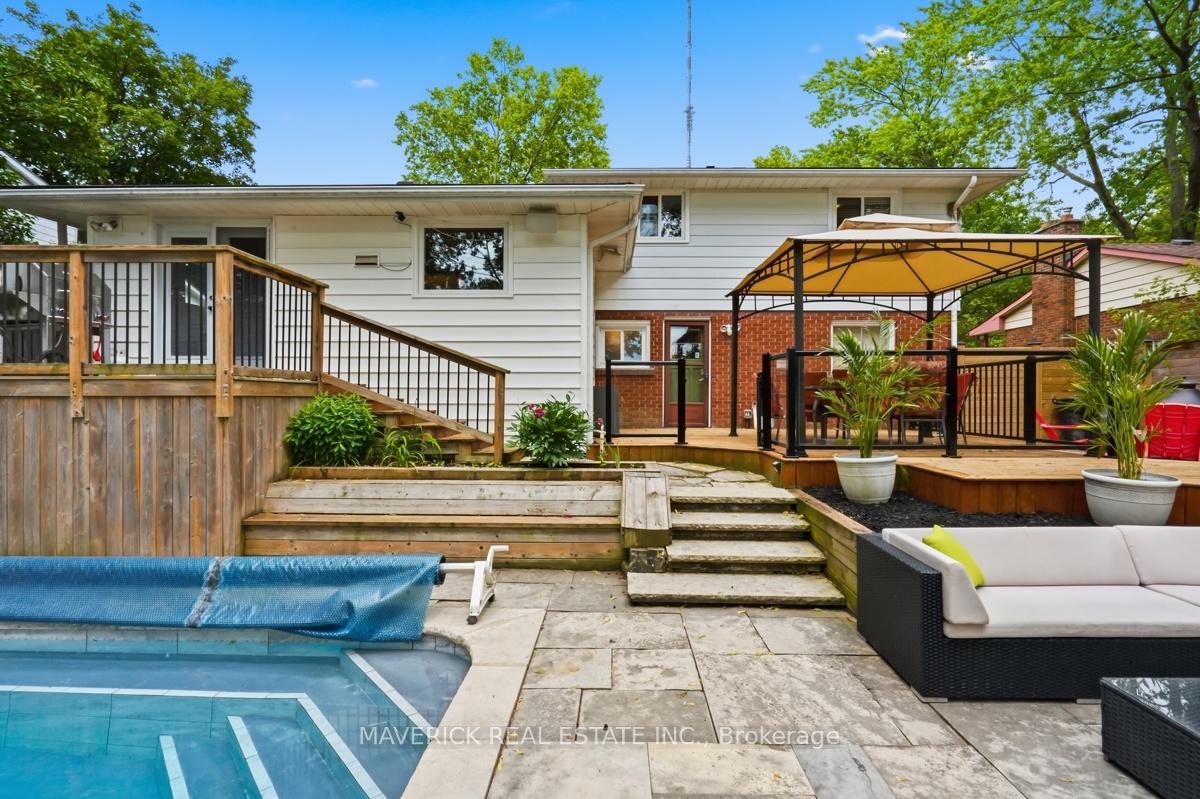 Photo 43 of 653 Viscount Road, London, South O — HOMEH