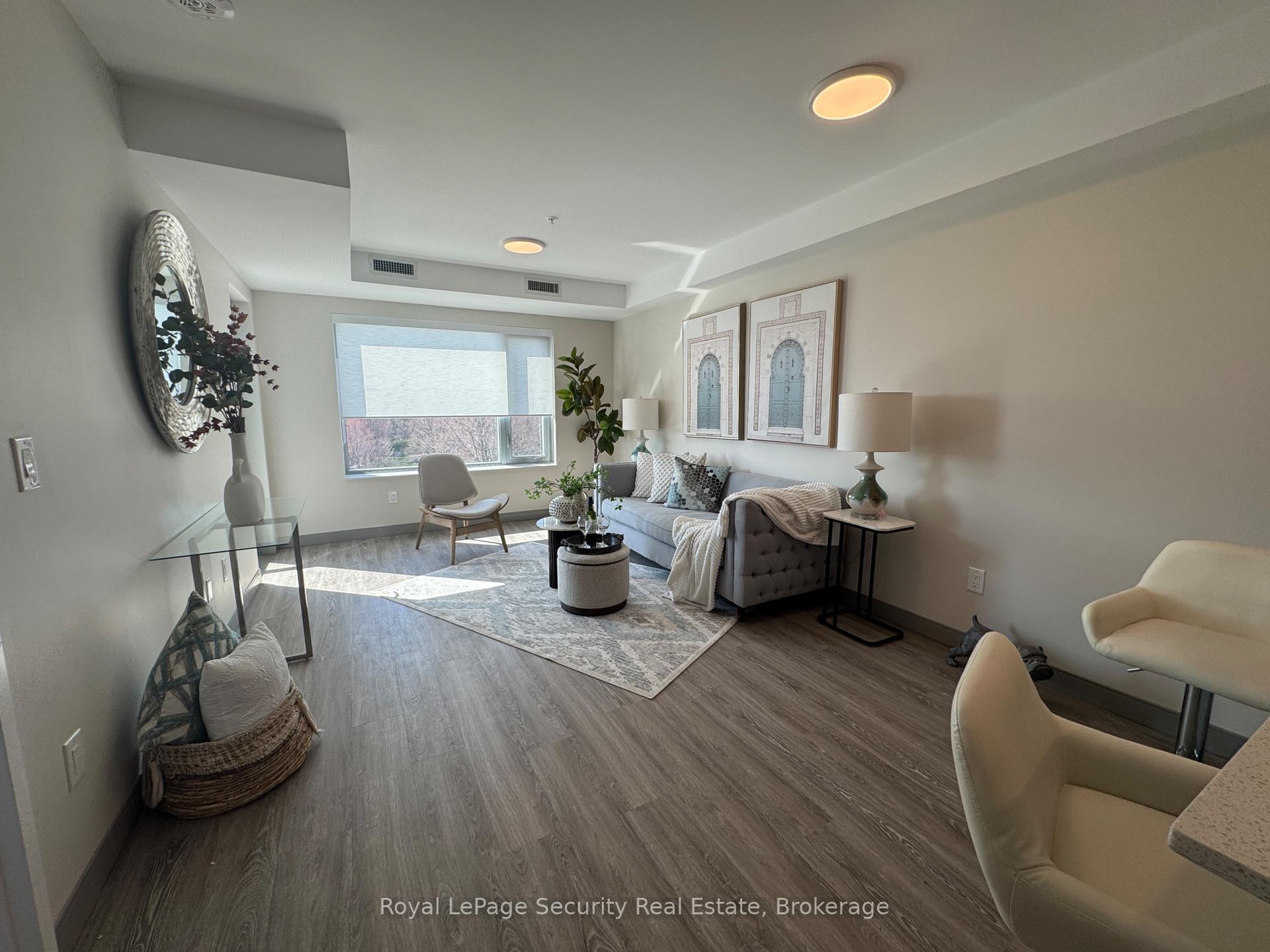 Photo 15 of Unit 511, 1015 Innisfil Beach Road, Innisfil, Alcona — HOMEH
