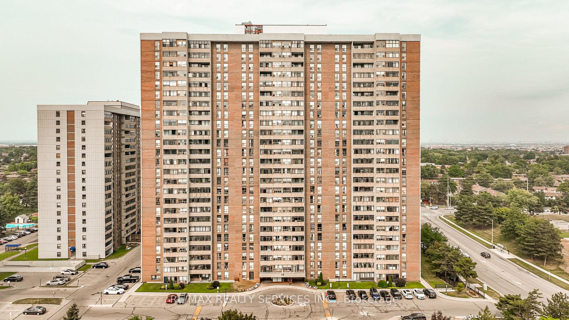 Photo 2 of Unit 2102, 18 Knightsbridge Road, Brampton, Queen Street Corridor — HOMEH