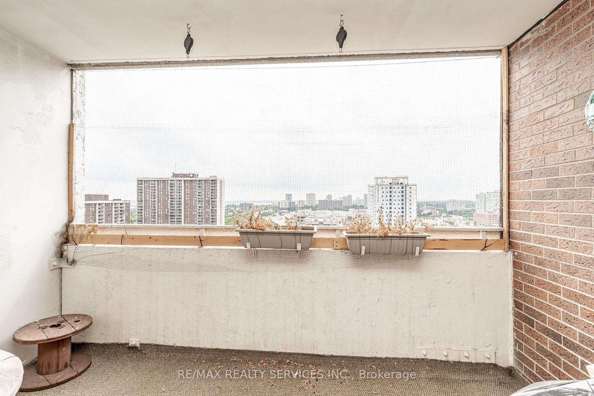 Photo 14 of Unit 2102, 18 Knightsbridge Road, Brampton, Queen Street Corridor — HOMEH