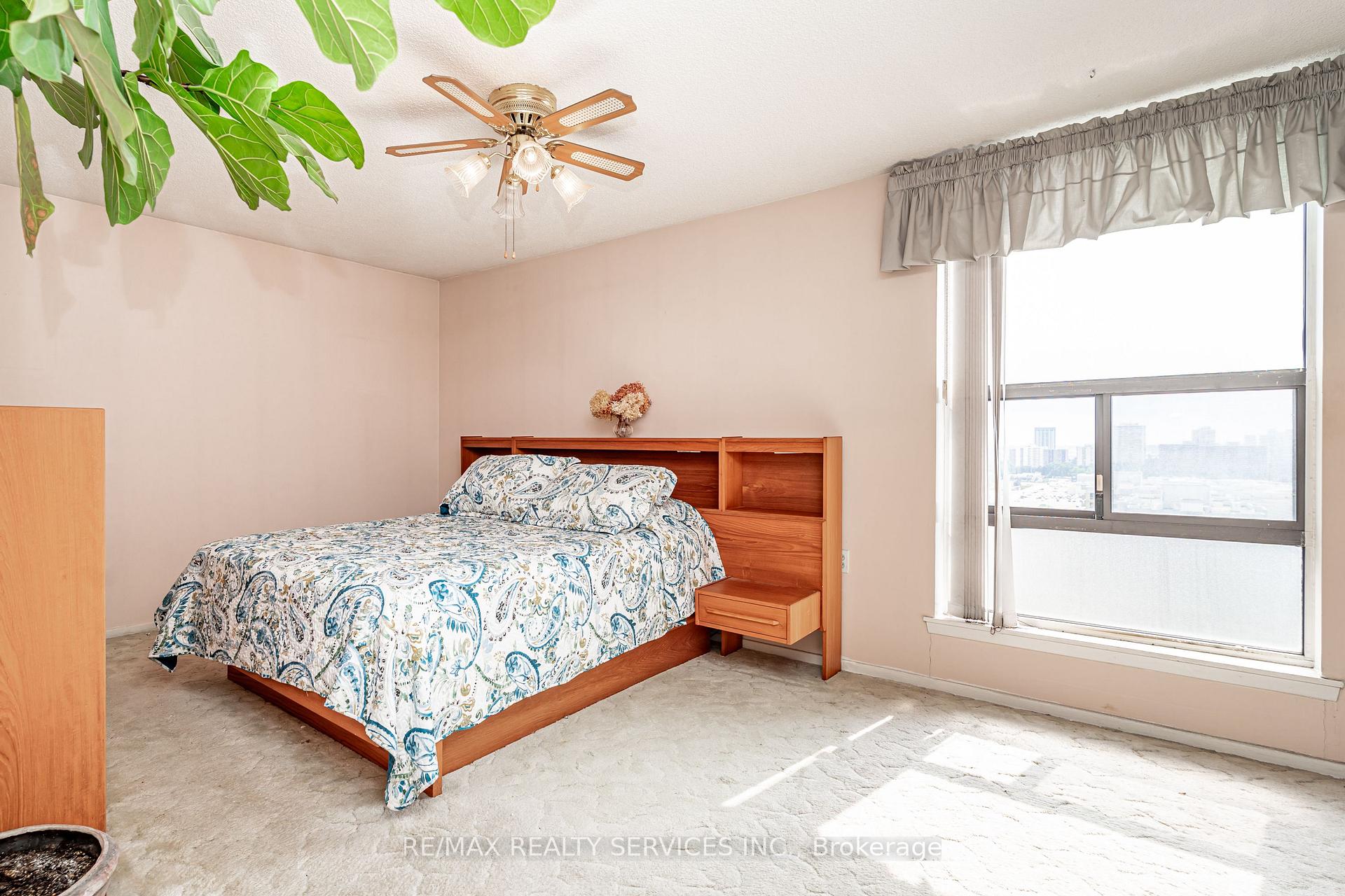 Photo 22 of Unit 2102, 18 Knightsbridge Road, Brampton, Queen Street Corridor — HOMEH