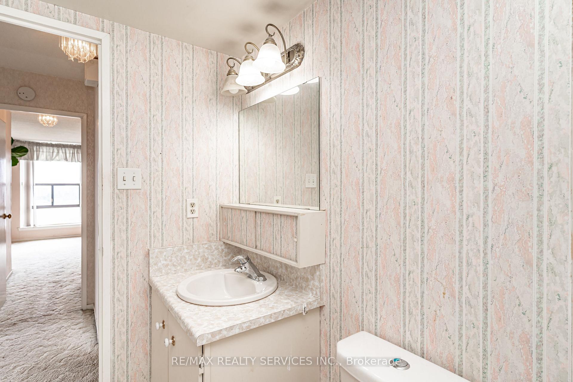 Photo 29 of Unit 2102, 18 Knightsbridge Road, Brampton, Queen Street Corridor — HOMEH