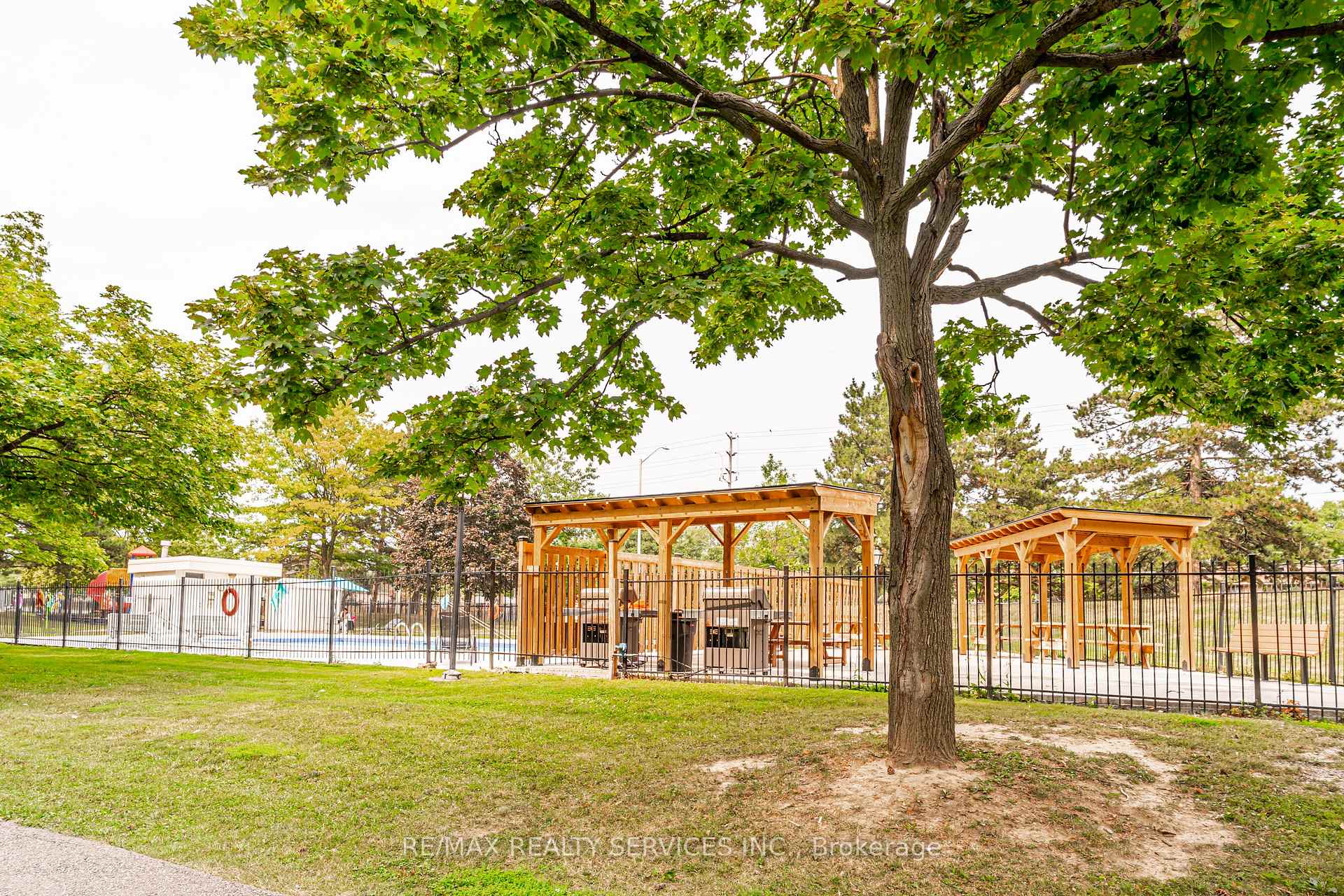 Photo 42 of Unit 2102, 18 Knightsbridge Road, Brampton, Queen Street Corridor — HOMEH