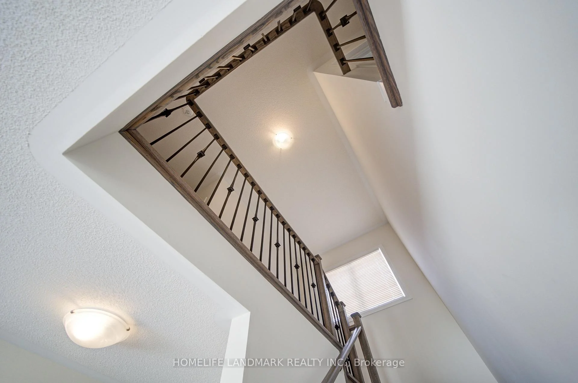 Photo 8 of 2151 Binbrook Drive, Oshawa, Kedron — HOMEH