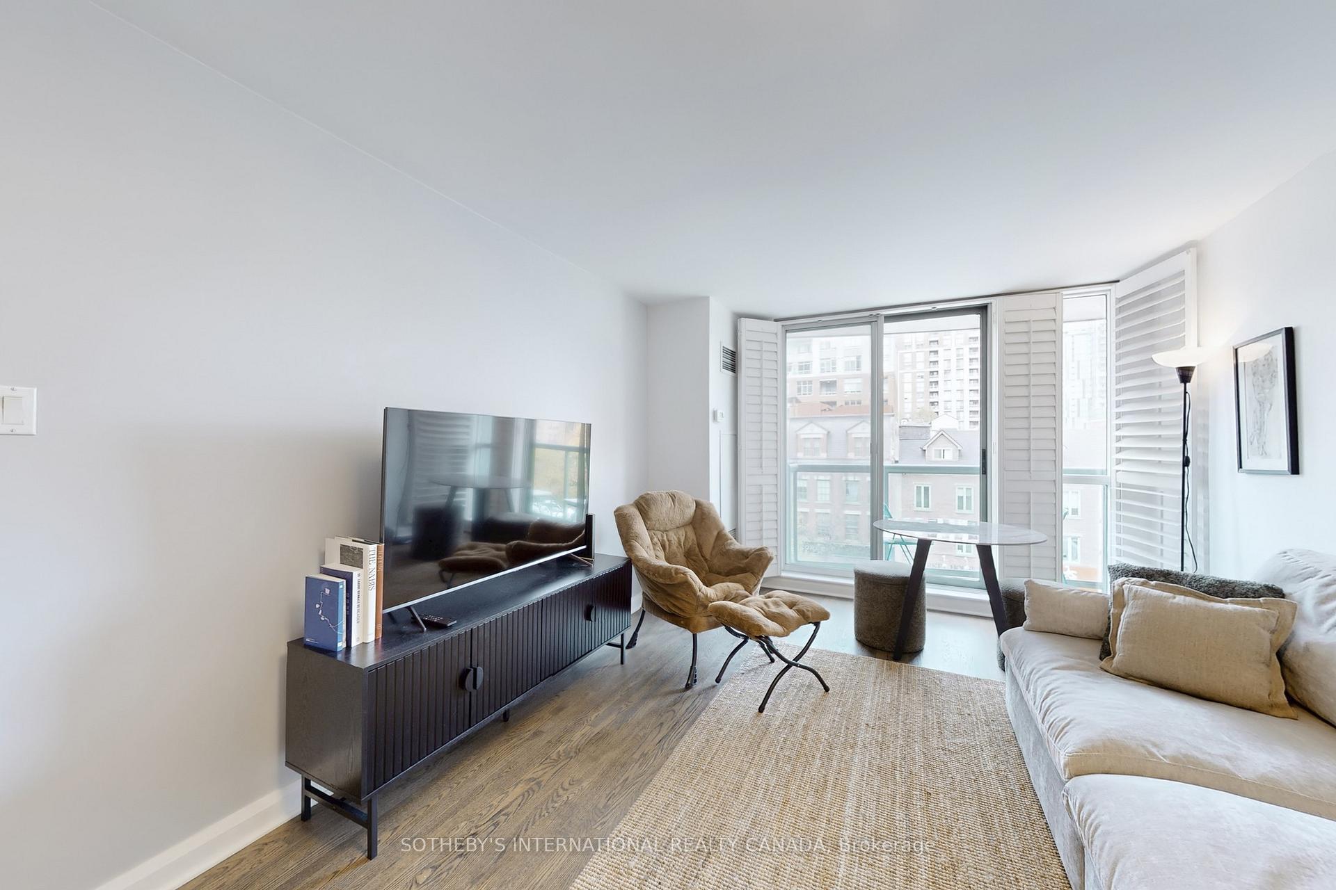 Photo 5 of Unit 501, 109 Front Street E, Toronto, Waterfront Communities — HOMEH