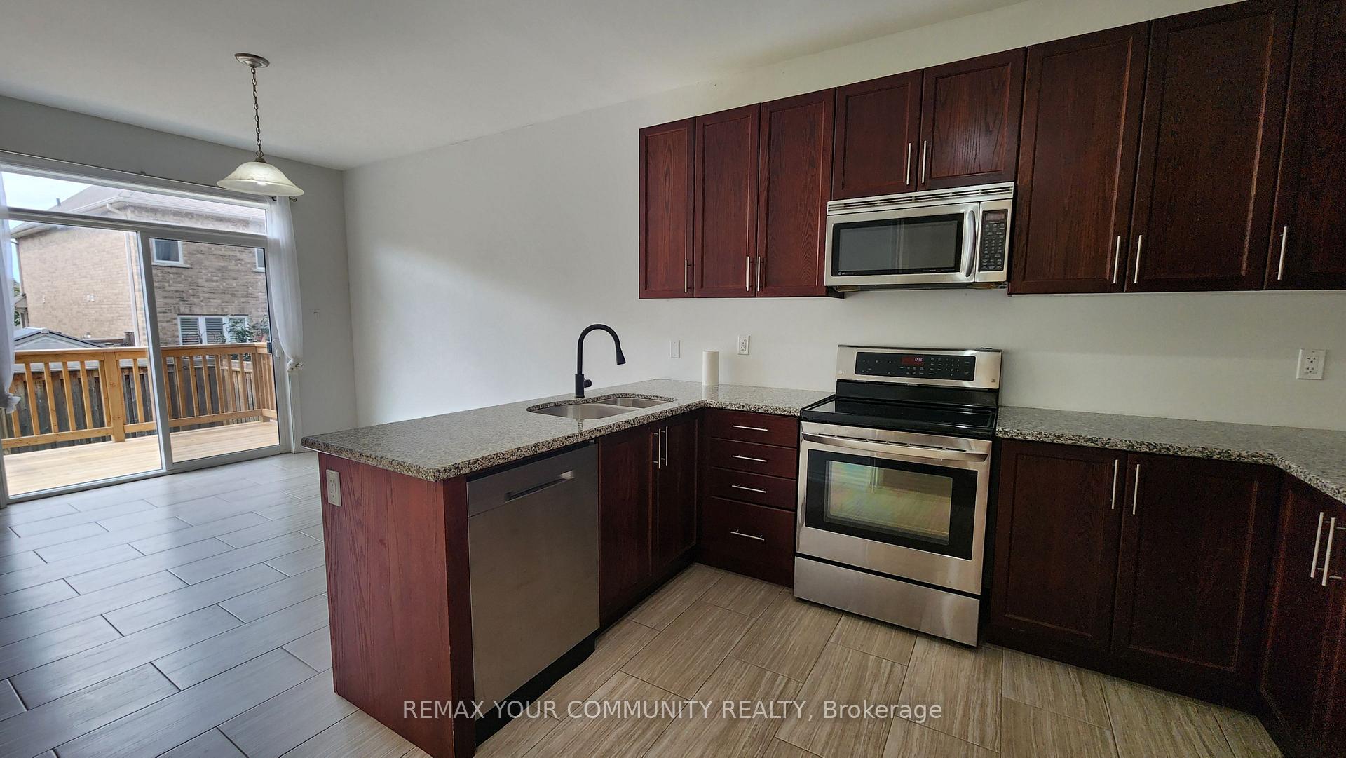 Photo 6 of 90 Bramsey Street, Georgina, Sutton & Jackson's Point — HOMEH