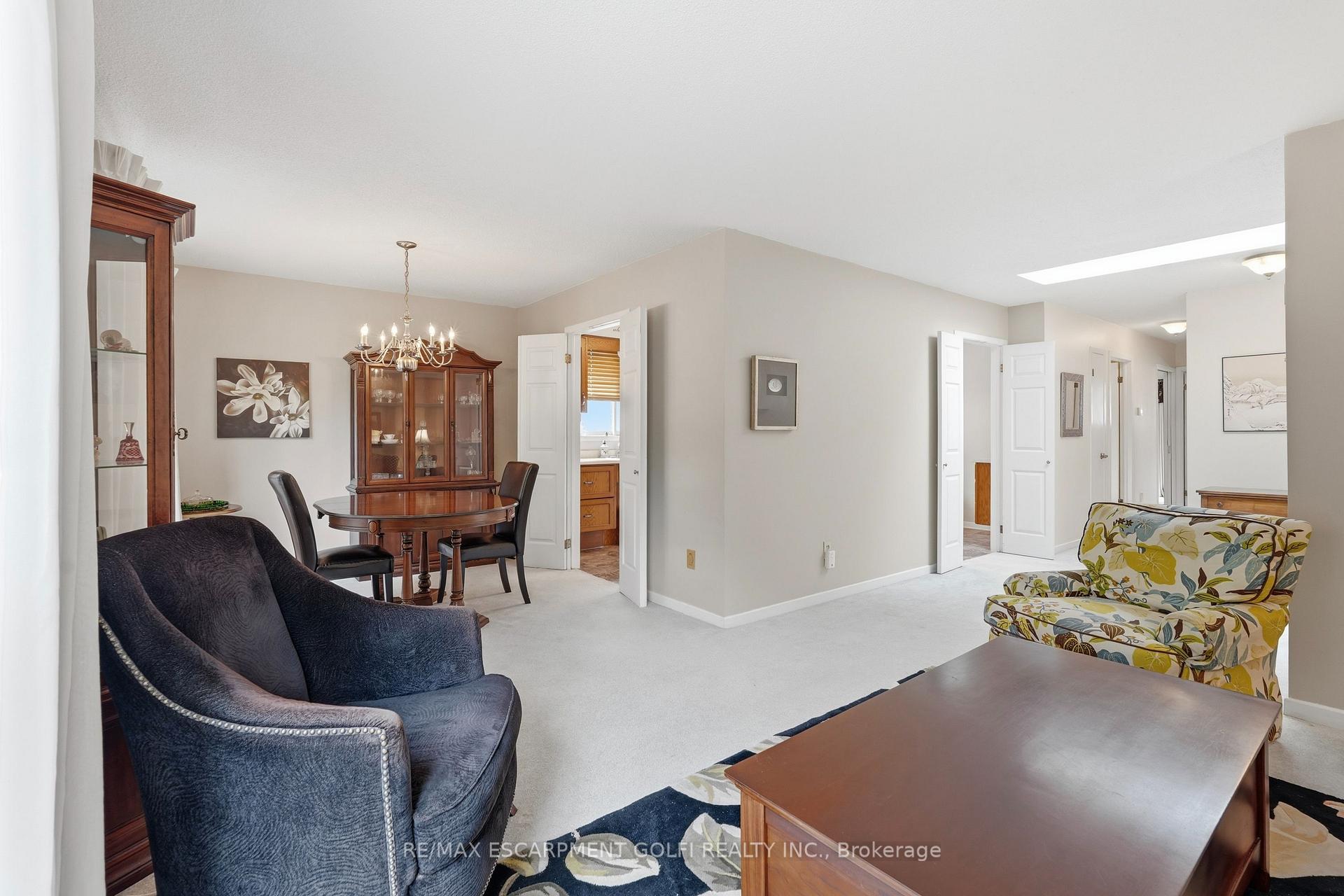 Photo 9 of 681 Empress Crescent, Burlington, Appleby — HOMEH