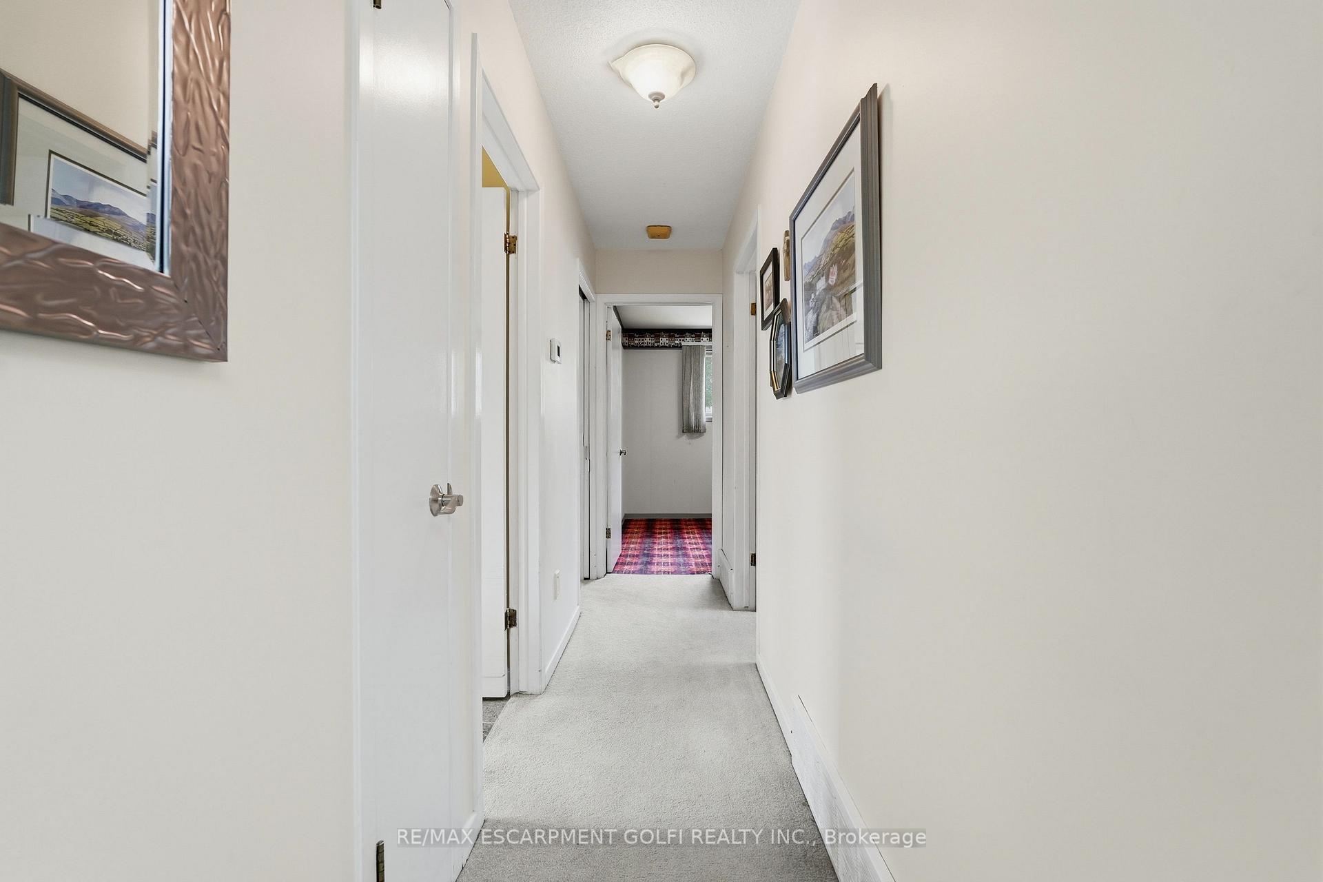 Photo 15 of 681 Empress Crescent, Burlington, Appleby — HOMEH