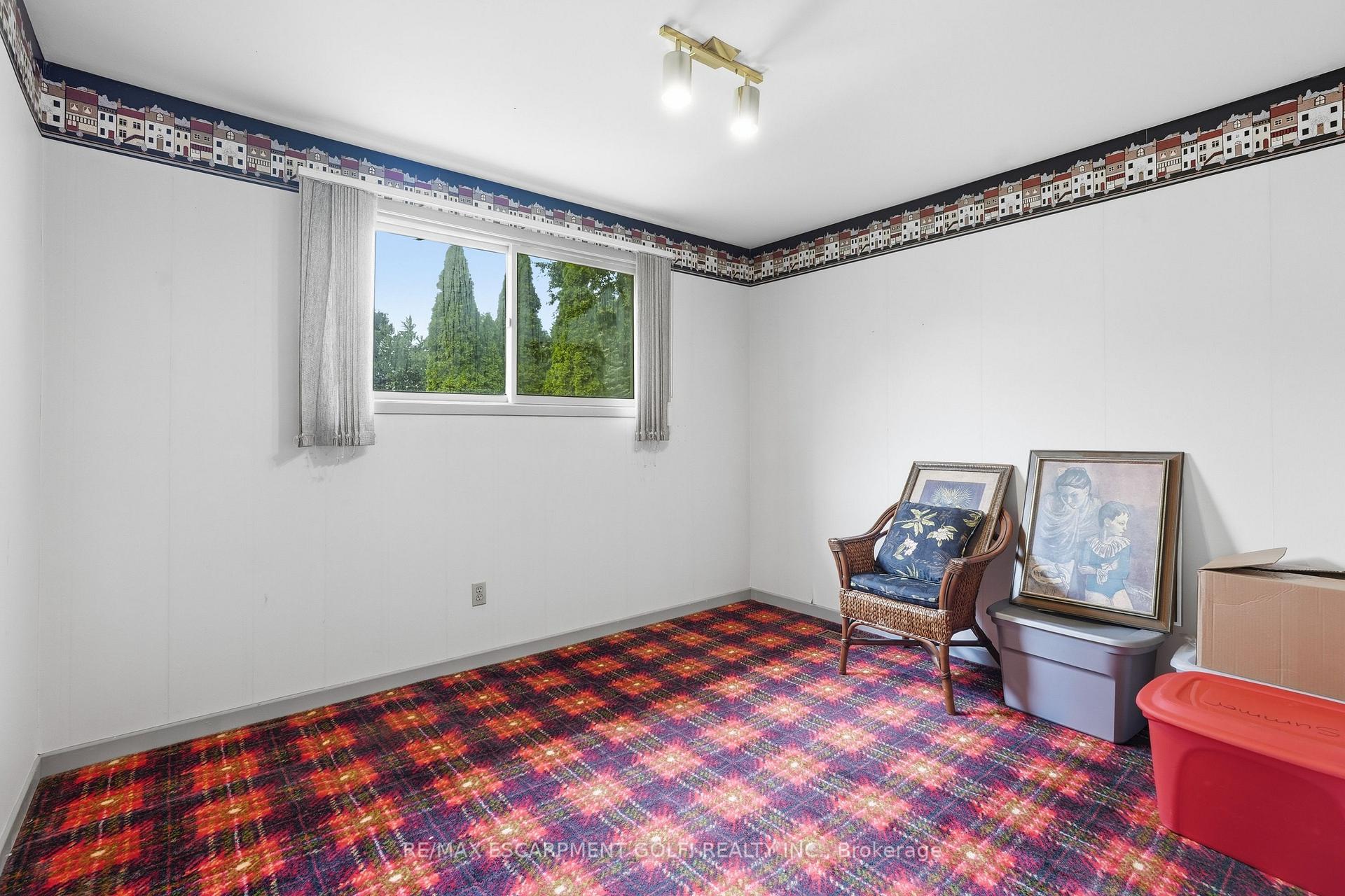 Photo 20 of 681 Empress Crescent, Burlington, Appleby — HOMEH