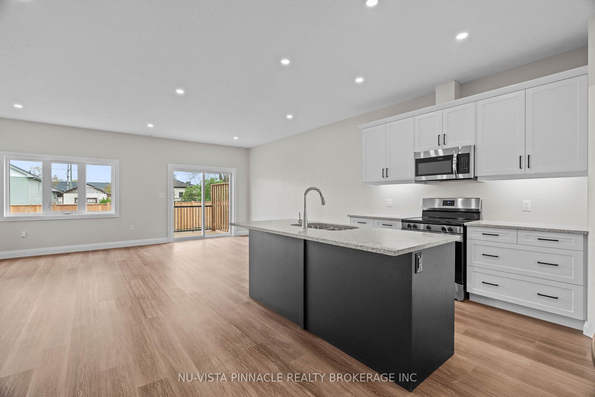 Photo 6 of 75 Doune Street, Strathroy-Caradoc, SE — HOMEH